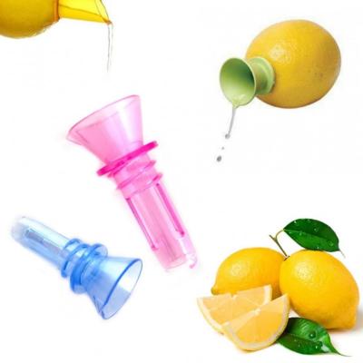 Limon Sıkacağı Pratik Kapaklı 3 Adet Birden Limon Sıkacağı