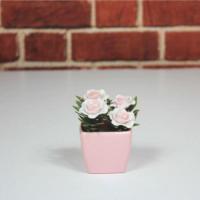 Renkli Mini Plastik Saksılı Çiçek Dekoratif (3 Adet Birden)